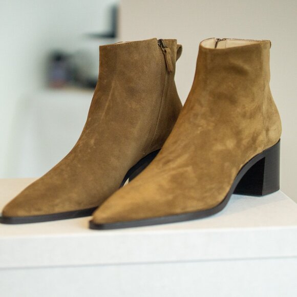 Solid Ground Boot by Kiki Price – Luxury Boot in Cognac, Size 8 (EU 38.5) - Picture 5 of 6